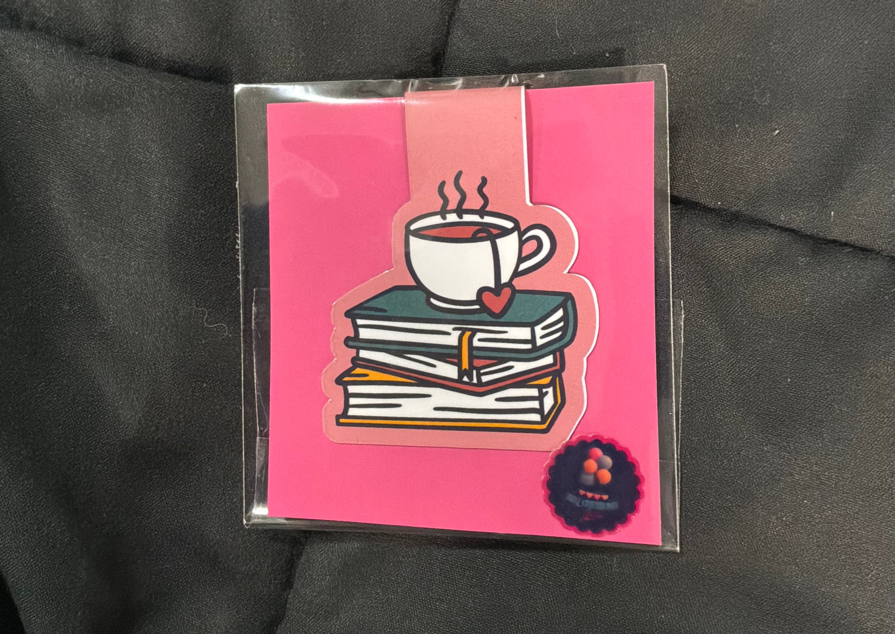 Magnetic booksmark coffee